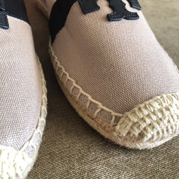 Tory Burch Shoes - Picture 5 of 11